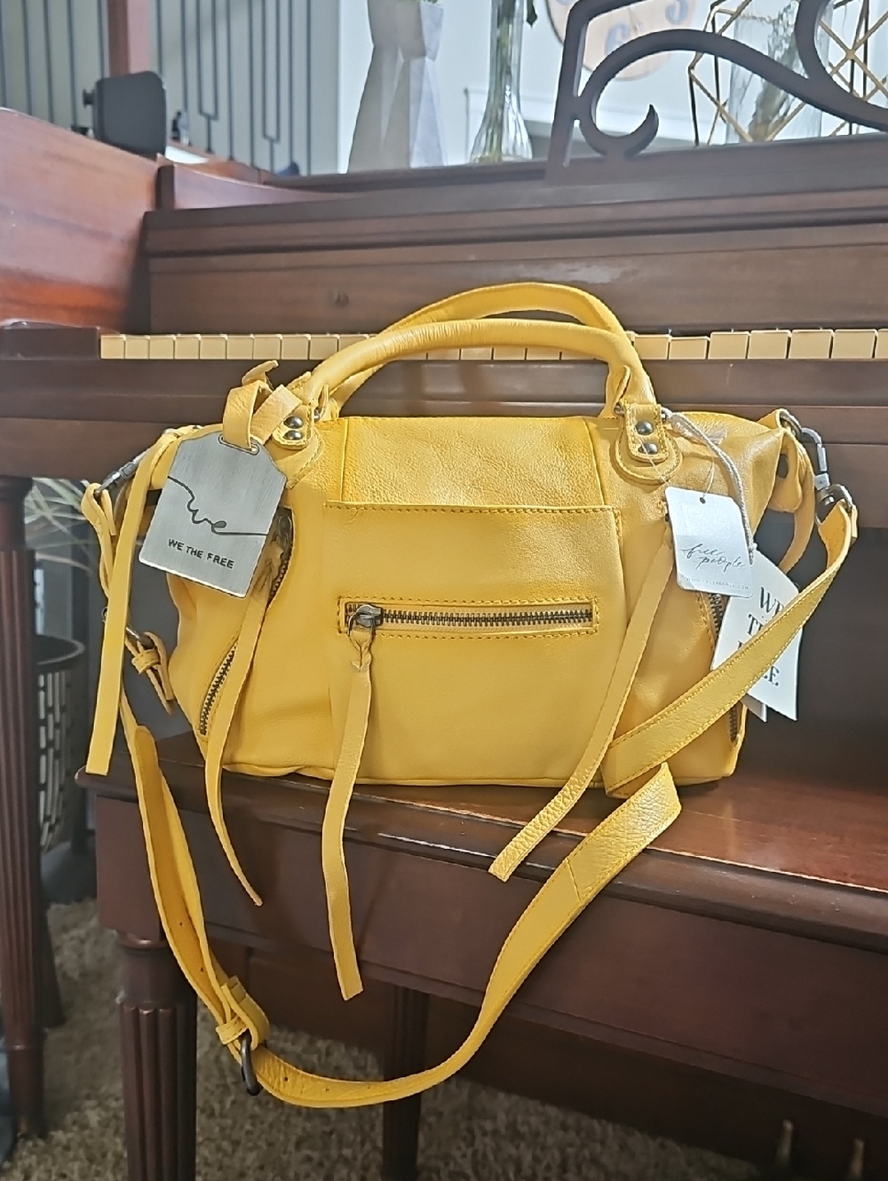 NWT Free People We The Free Baby Emerson Tote Bag Golden Sunset Leather Purse - Picture 4 of 12
